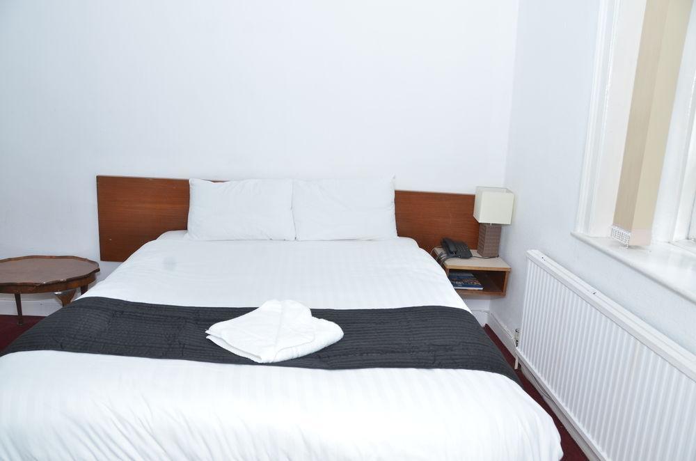 Healey House Hotel Batley