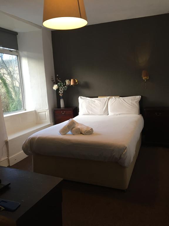 Healey House Hotel Batley